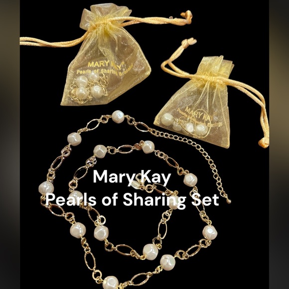 Mary Kay Jewelry Mary Kay Pearls Of Sharing Set Necklace Bracelet